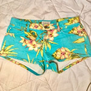 Ralph Lauren tropical shorts🌺